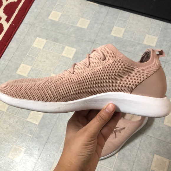 Dusty Pink running shoes - Picture 3 of 3